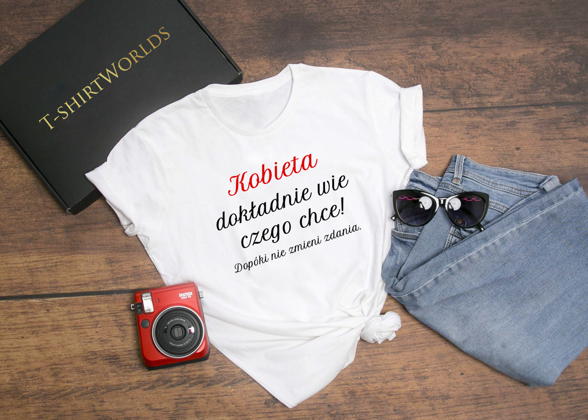 koszulka kobieta wie czego chce